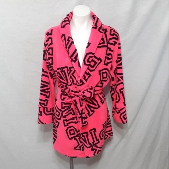 PINK Victoria’s Secret Pink Plush Spa Robe XS/S Soft Cozy Cuddly Fleece Monogram - Picture 1 of 5